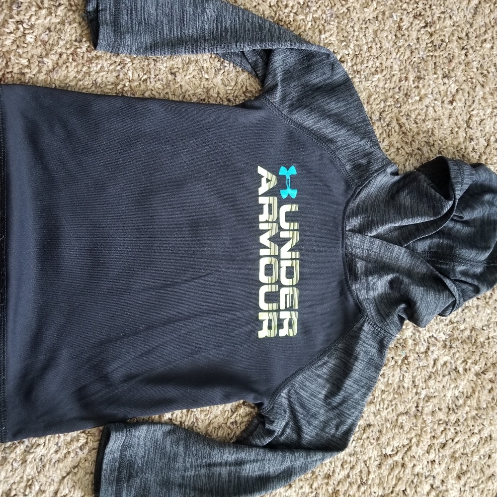 Under armour set size 3t